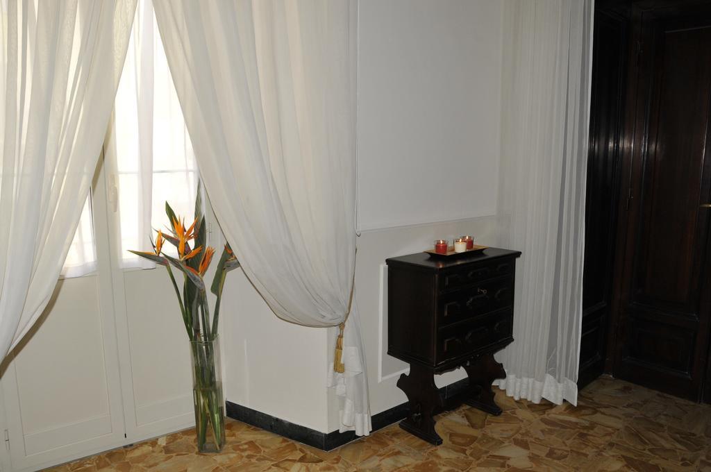 Alibrandi Palace Civitavecchia Pokój zdjęcie
