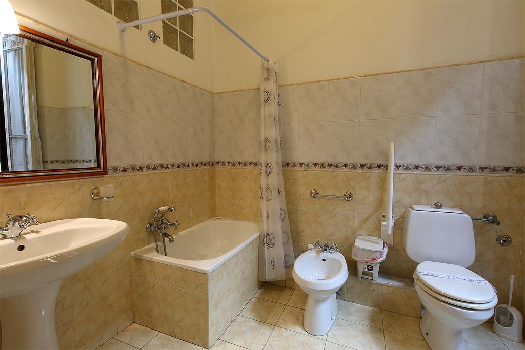Alibrandi Palace Civitavecchia Zewnętrze zdjęcie